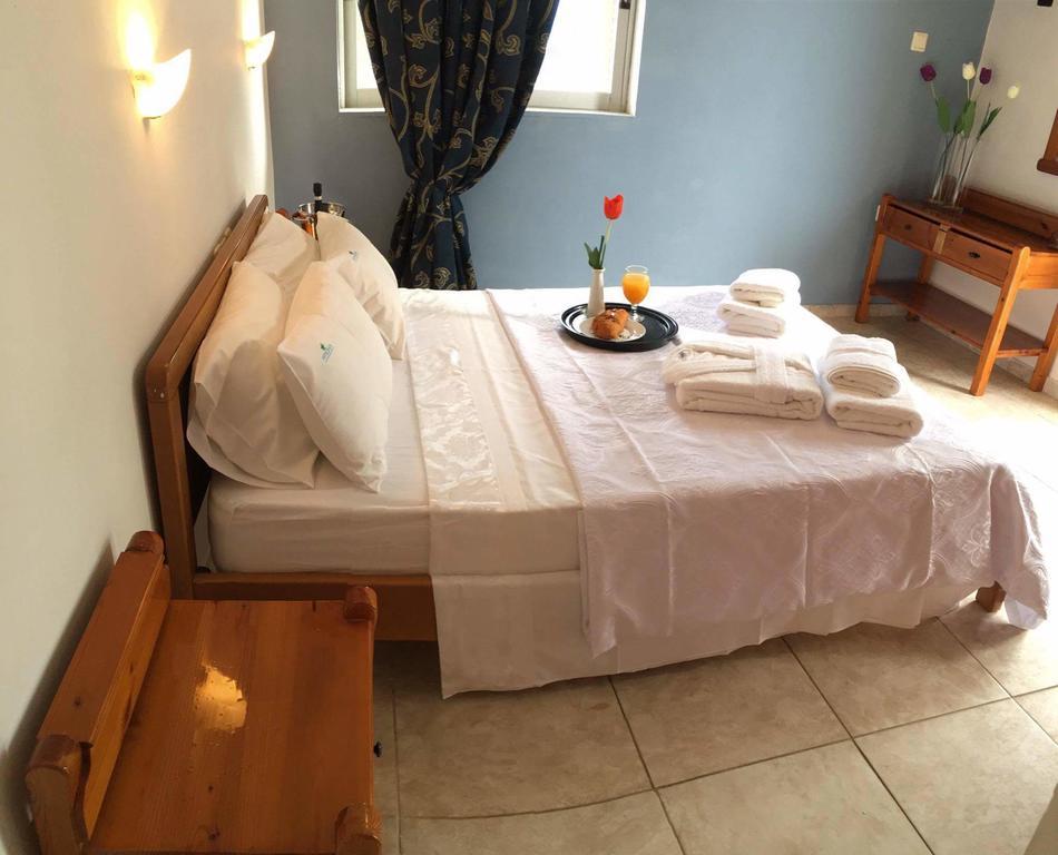 Glyfa Hotel Vartholomio